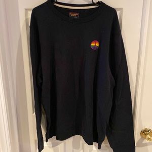 Black XXL sweatshirt w/rainbow peace sign by Abercrombie and Fitch